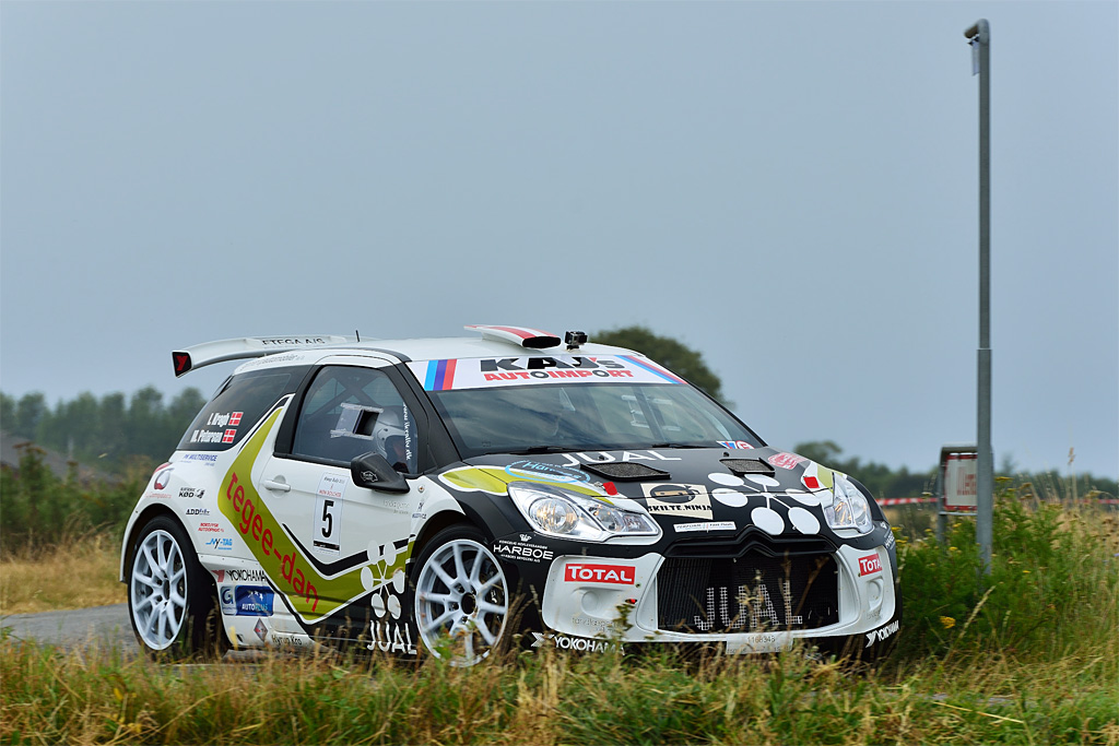 Ib Kragh og Mie Petersen tog en overlegen sejr i Gjønge Rally med deres Citroën DS3 efter et fejlfrit løb
(Foto: Michael Eisenberg)